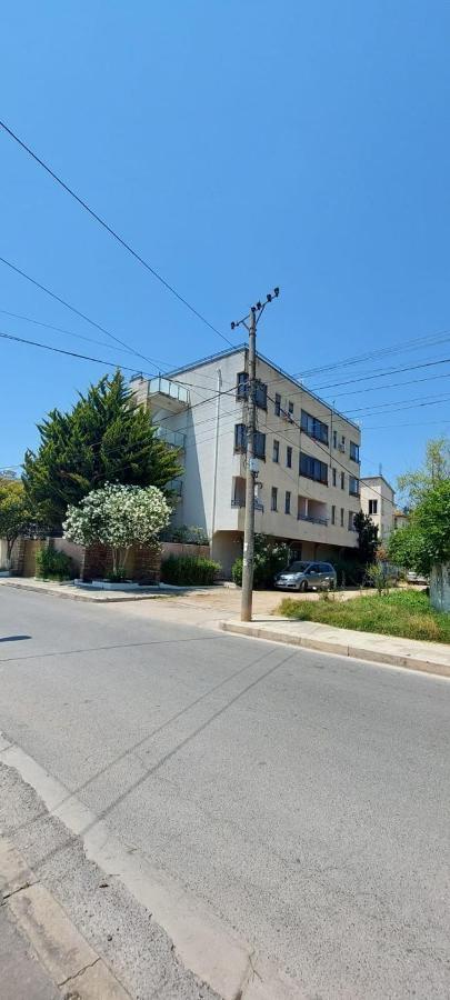 Villa Madani Durres Bagian luar foto