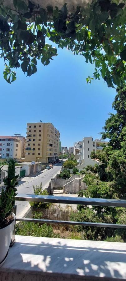 Villa Madani Durres Bagian luar foto