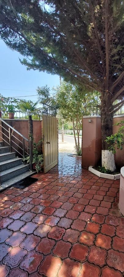 Villa Madani Durres Bagian luar foto