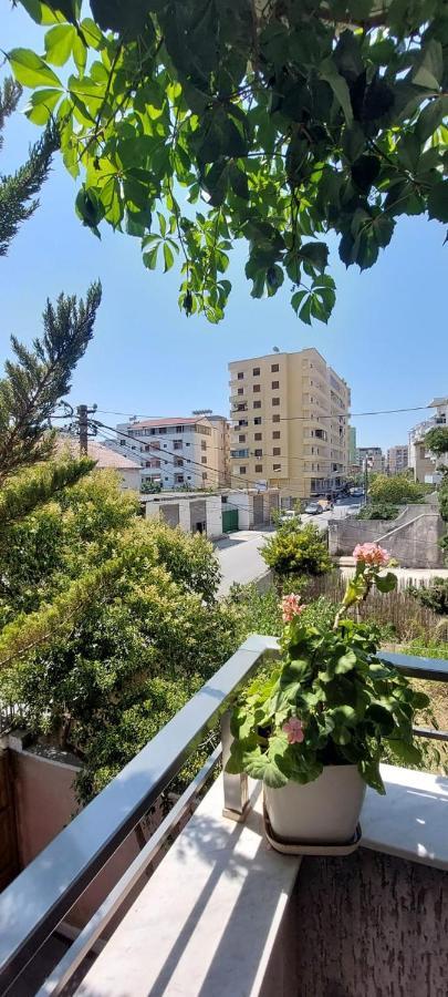 Villa Madani Durres Bagian luar foto