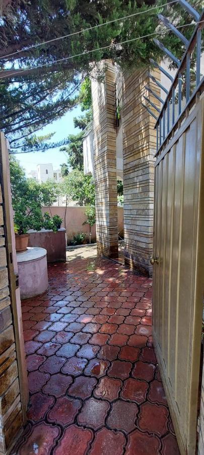 Villa Madani Durres Bagian luar foto